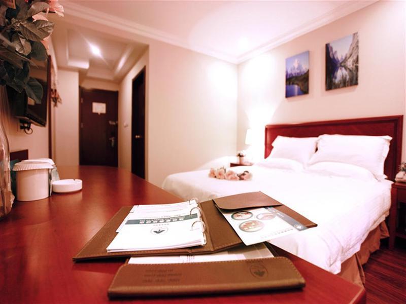 Greentree Inn Anhui Wuhu Zhongshan Road Pedestrian Street Express Hotel Zewnętrze zdjęcie